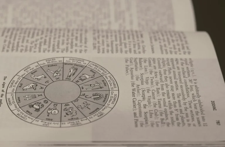 Horoskop na poniedziałek 12 października: spokojny rytm